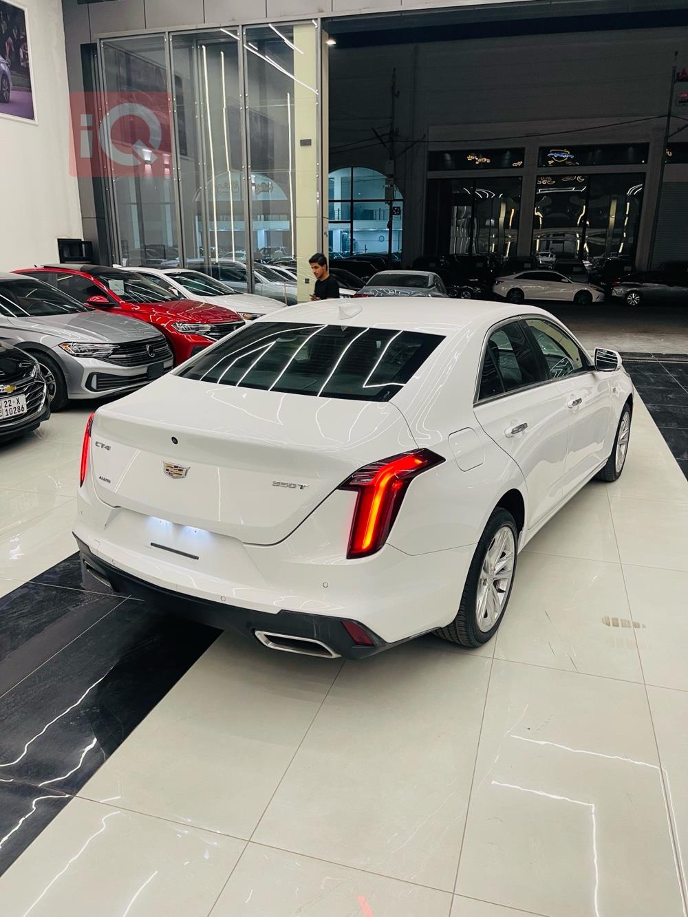 کادیلاک CT4